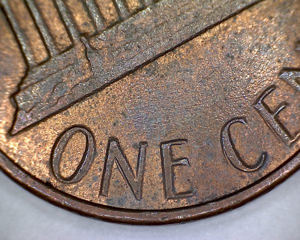 Appears-To-Be-A-1982-Zinc-Small-Date-DDR