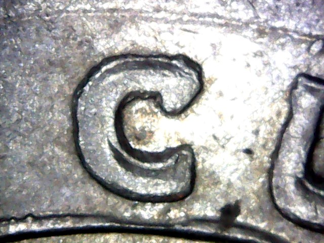 Another-Ugly-Bi-Metalic-Coin-2009-50-Turkish-Kurus---DD?-MD?