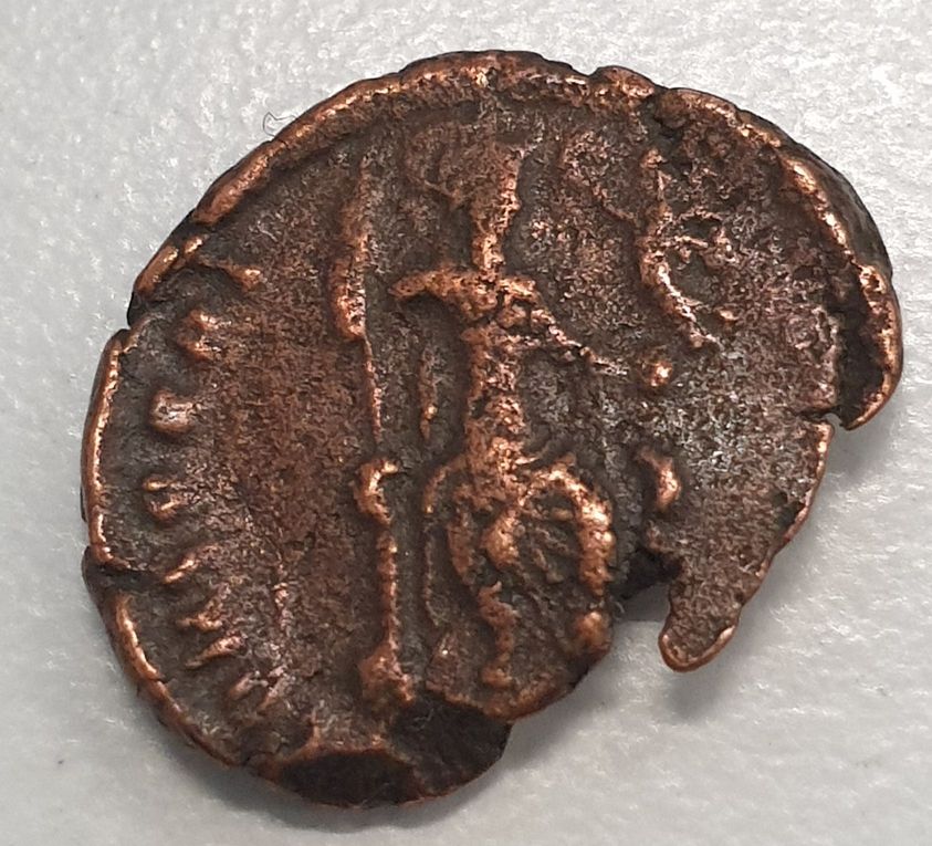 Could-Be-Roman,-But-Face-Full-Front