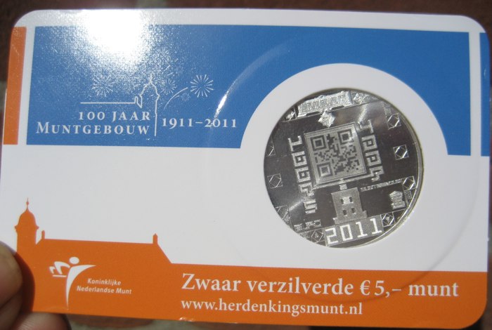 First-Coin-With-A-QR-Code