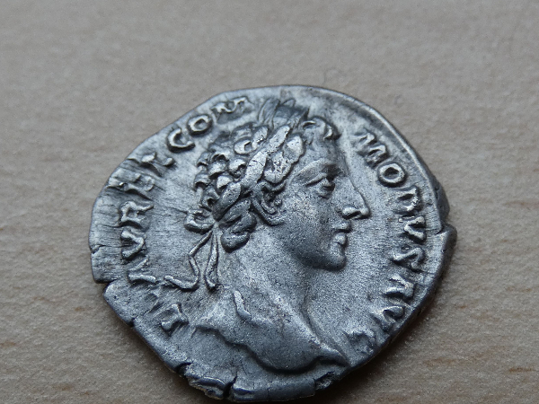 Please-Help-Identify-Commodus-Denarius