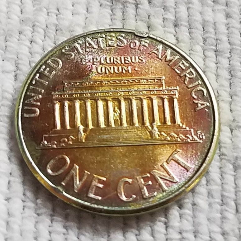 Iridescent-Colored-2000-D-Penny