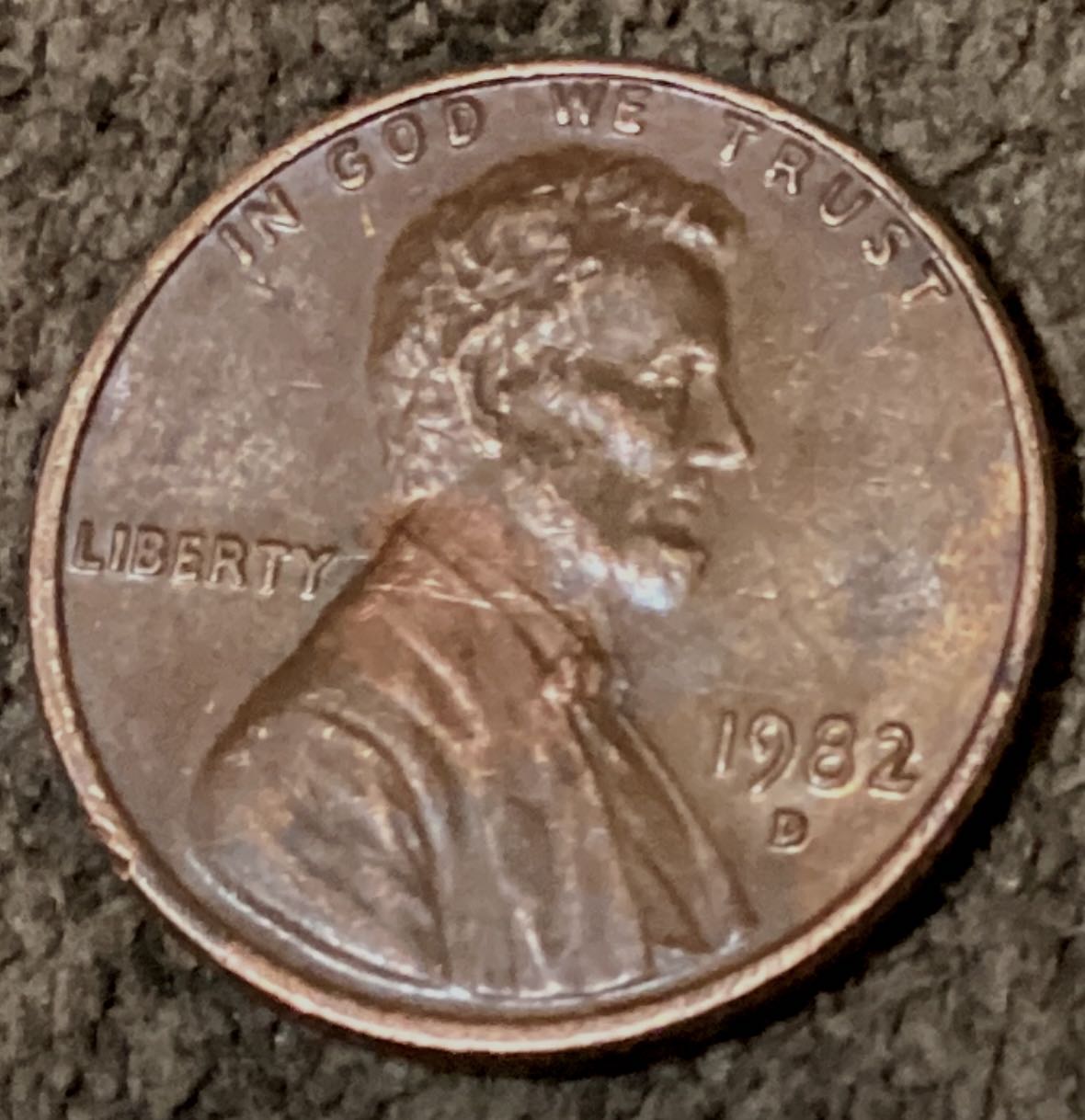 1982-D-Mint-Penny-Weighing
