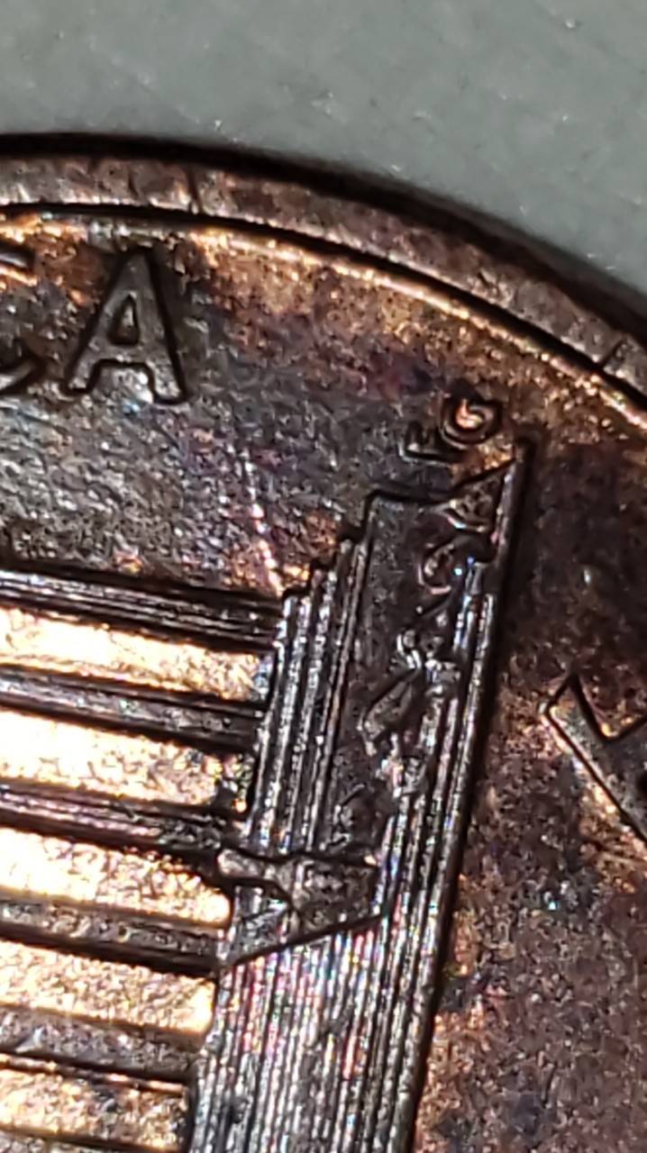 3-1995-D-Pennies-Is-One-Of-These--The-Double-Die
