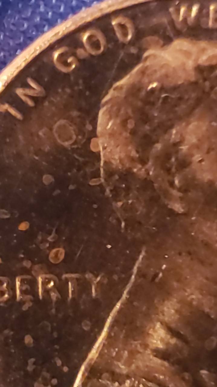 2019-Penny-With-DDO-And-DDR-With-Dropped-Number-Zeros-Over-It?