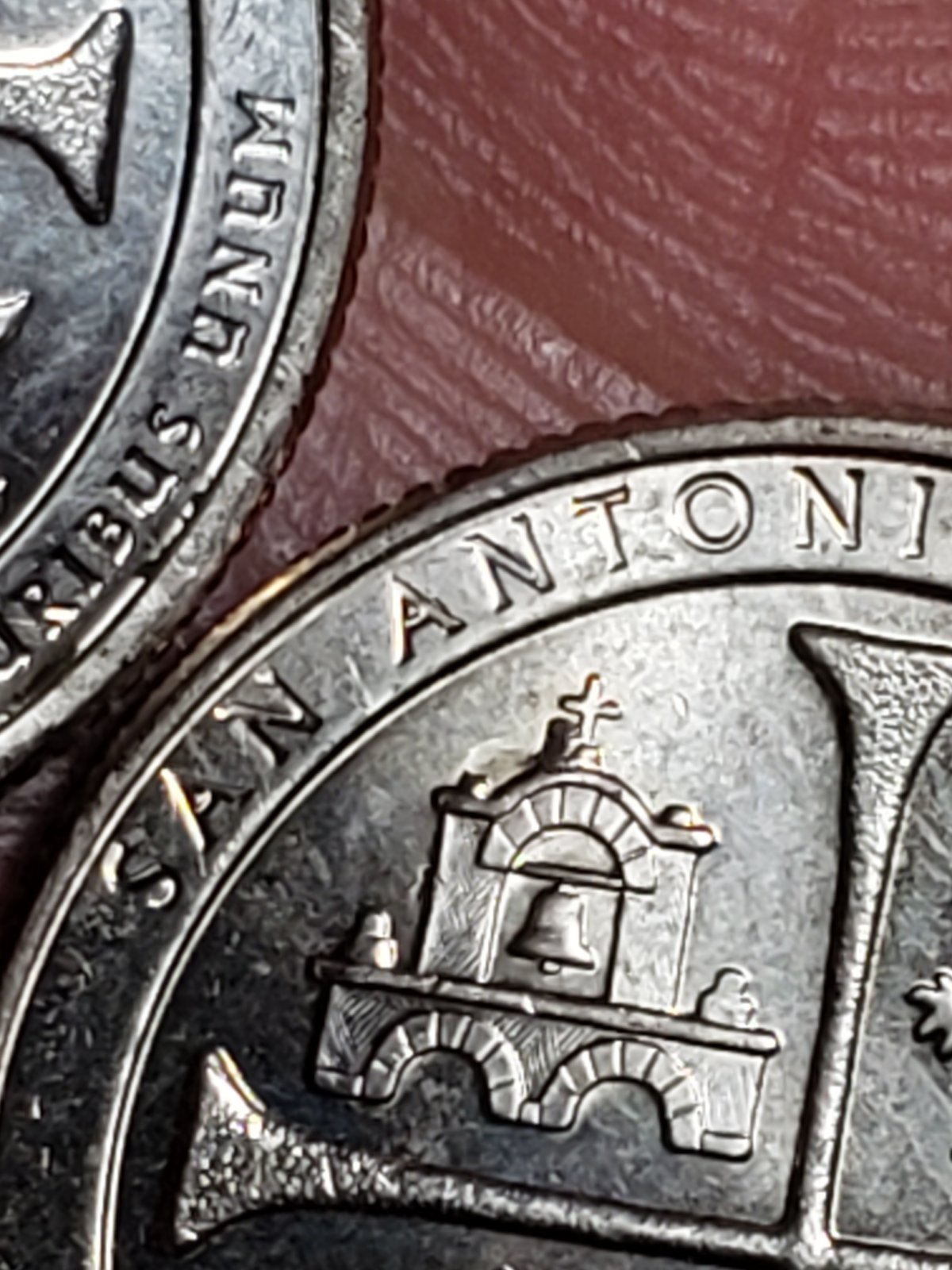 2-Die-Chip-2019-Quarters
