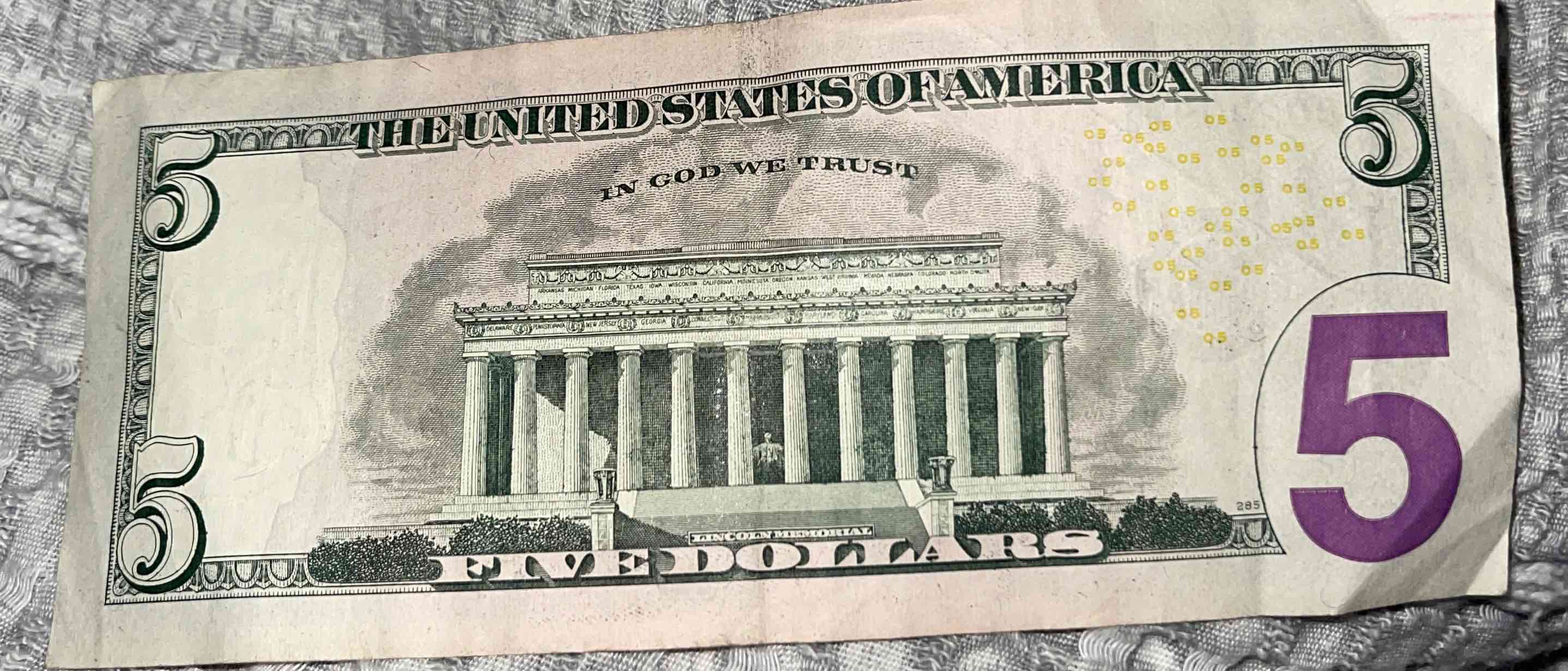 Misaligned-$5-Star-Note?