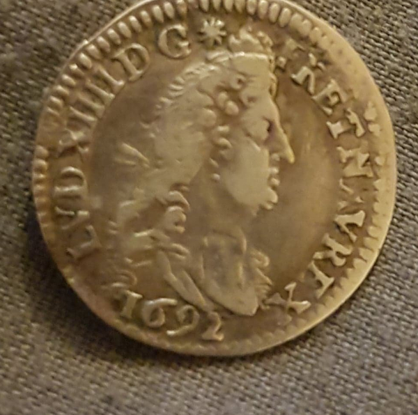 Old-French-Coin-1692