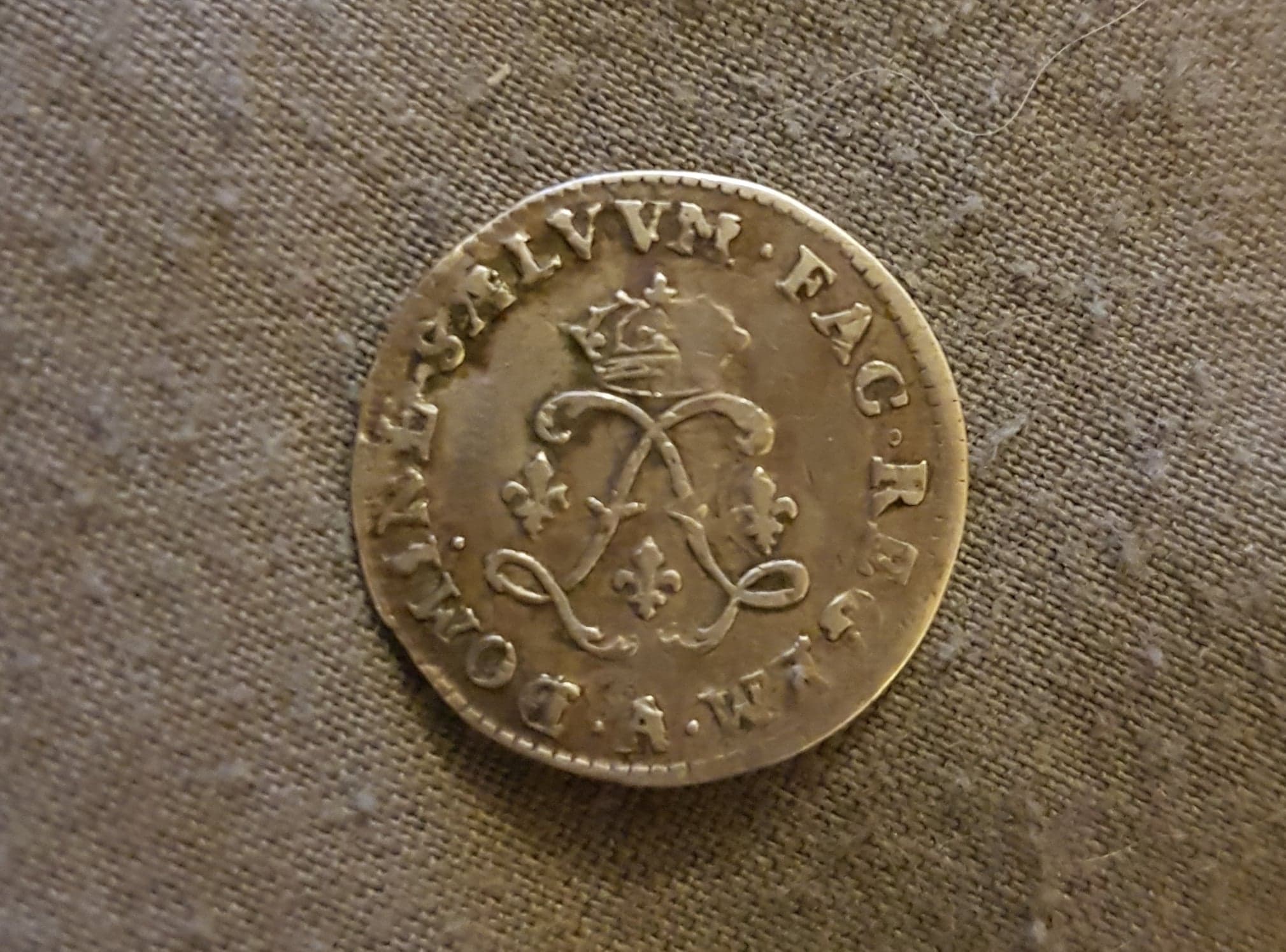 Old-French-Coin-1692