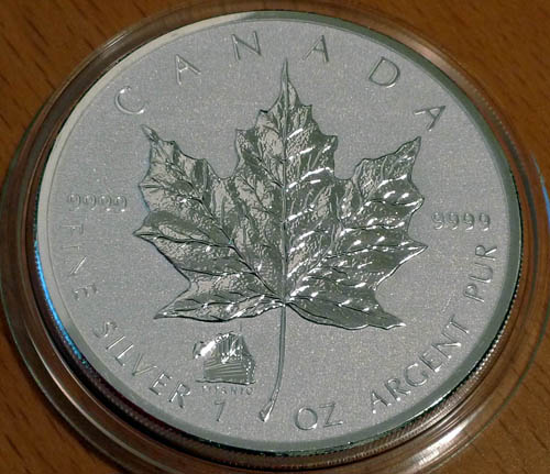 Privy-Silver-Maple-Leaf