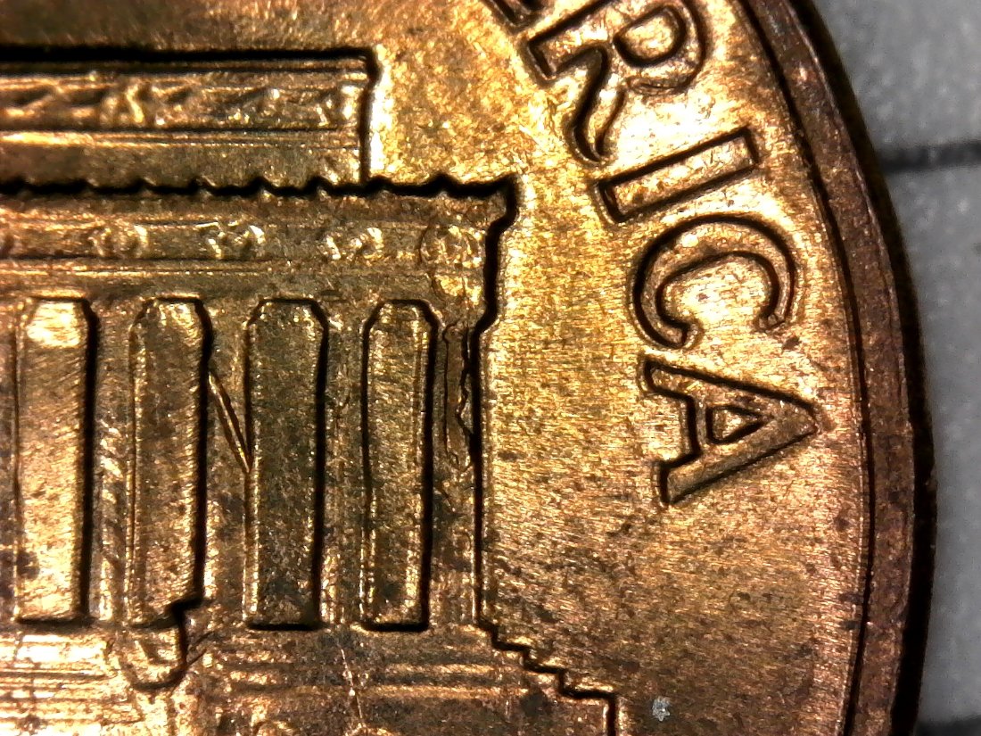 Two-Interior-Die-Breaks-On-Two-1962-D-LMCs