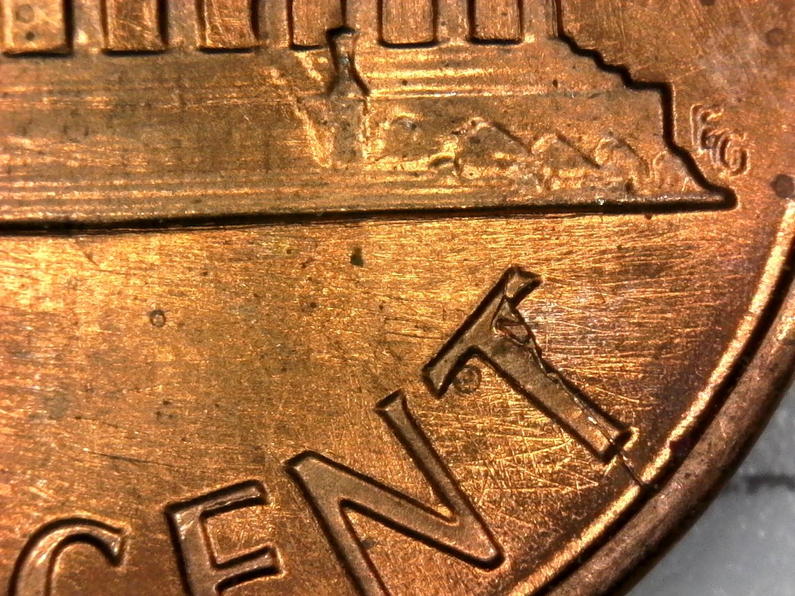 Funky-Looking-Die-Chip/Crack-1988-BU-LMC