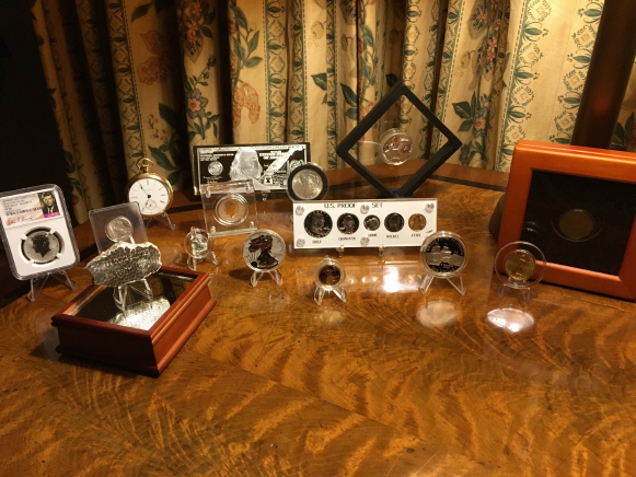 Coin-Display-Idea-With-Pictures.