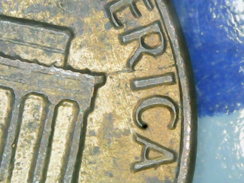 1983-P-LMC-Cool-Reverse-Die-Cracks