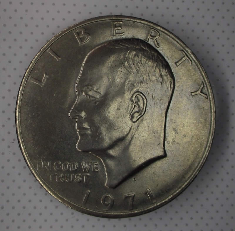 1971-D-Ike-Dollar,-Talon-Head-Clash