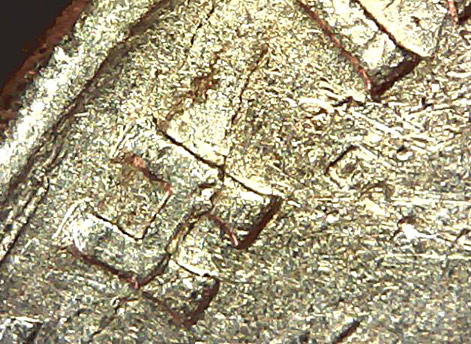 The-Queens-Crack-Or-PMD?