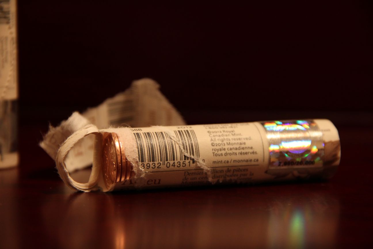 Opening-The-2012-Canada-Special-Wrap-1-Penny-Roll