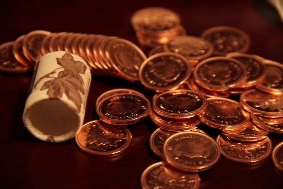 Opening-The-2012-Canada-Special-Wrap-1-Penny-Roll