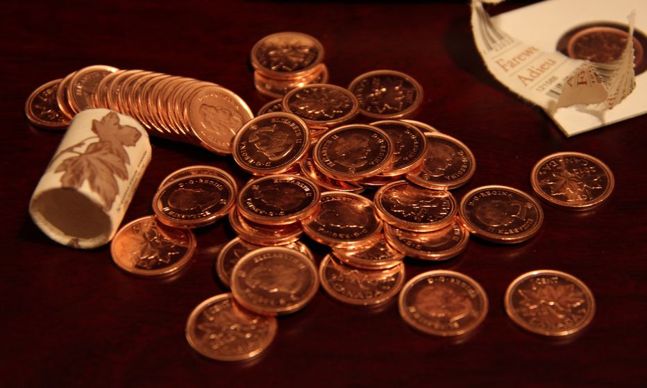 Opening-The-2012-Canada-Special-Wrap-1-Penny-Roll