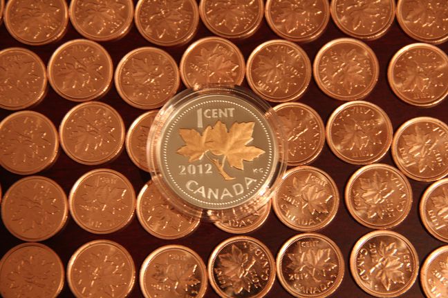 Opening-The-2012-Canada-Special-Wrap-1-Penny-Roll