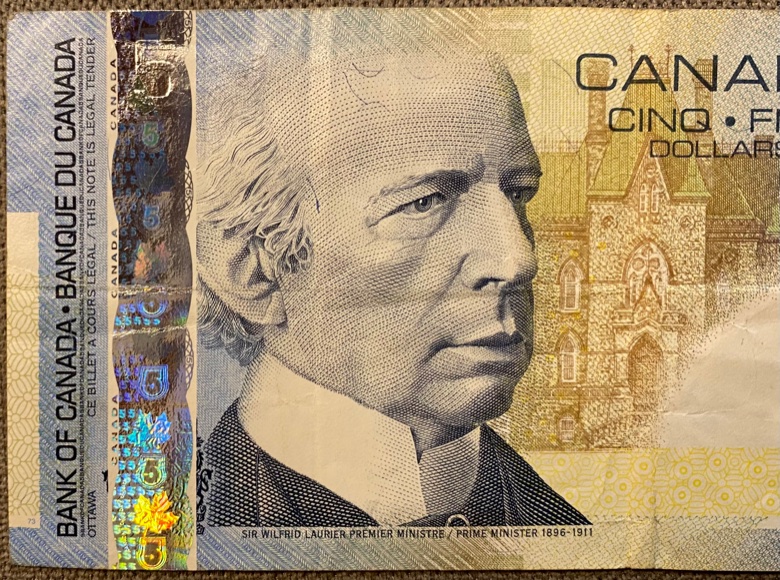 Whats-Up-With-This-$5-Journey-Note?