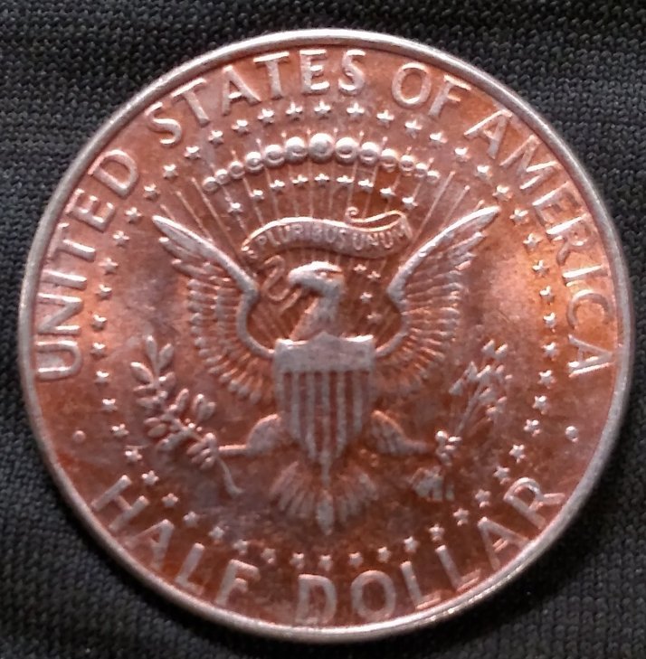 1990-P-Kennedy-Halk-Dollar/Eye-Catching