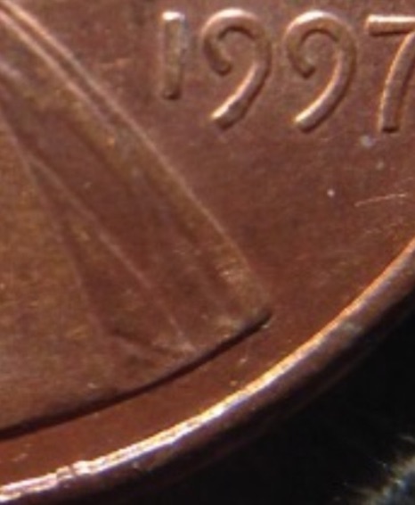1997-Lincoln-Second-Earlobe
