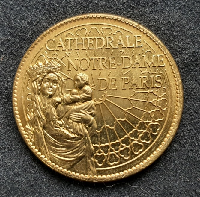 Commemorative-Token-Of-Notre-Dame-De-Paris