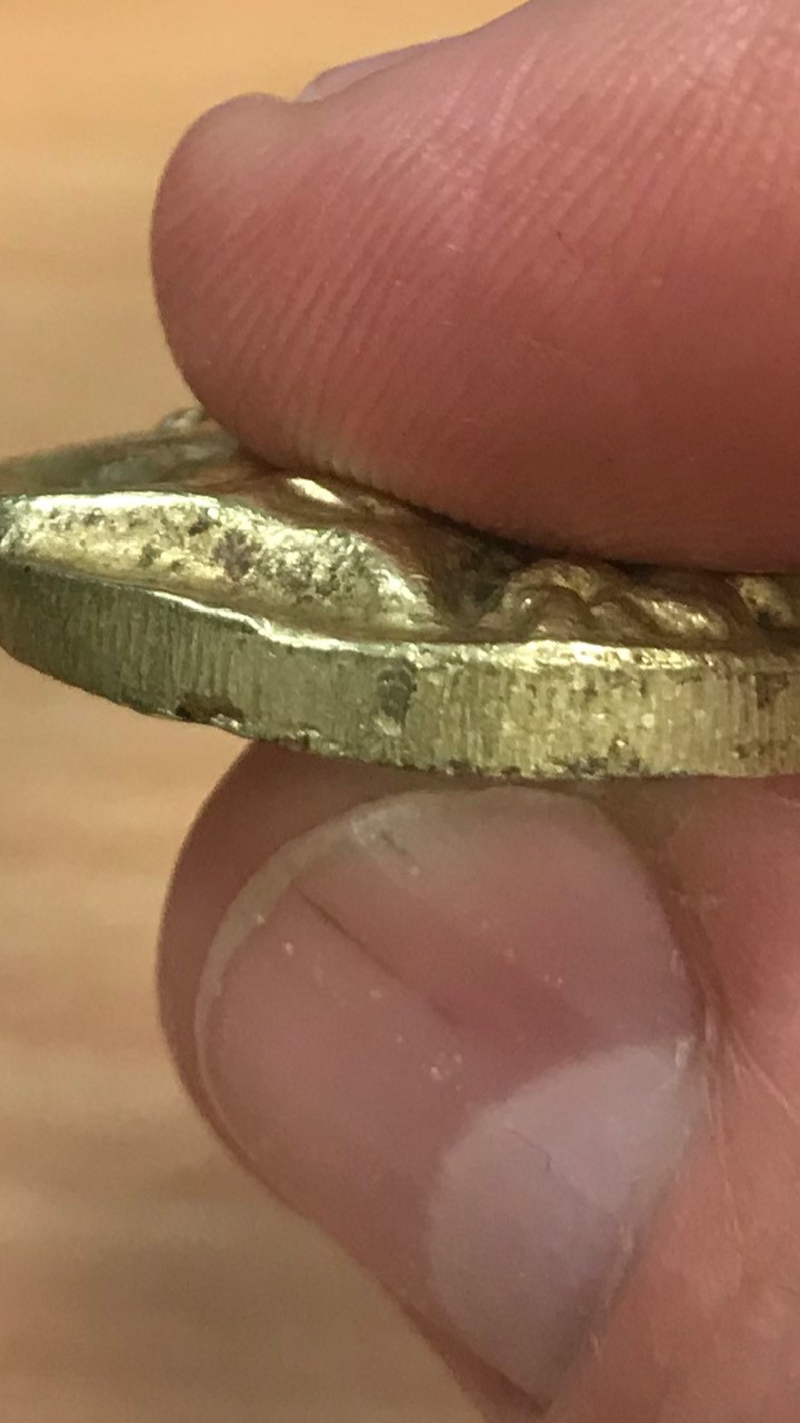Gold-Item-Presume-Not-A-Coin-Id:-Button-Or-Decorative-Pin