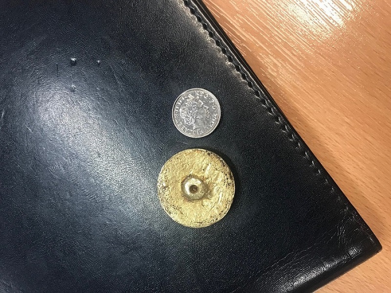 Gold-Item-Presume-Not-A-Coin-Id:-Button-Or-Decorative-Pin