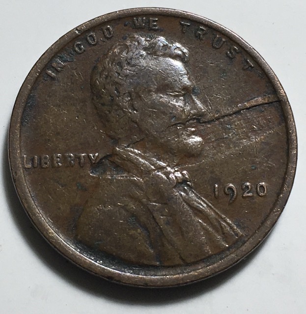 1920-LWC,-Is-This-Feeder-Finger-Damage-Added-Pics