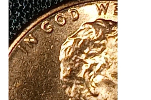 2021-Lincoln-Penny-With-A-Lot-Of-Doubling