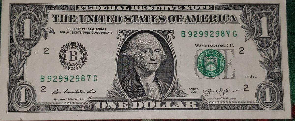 2013--1-Dollar---Serial-Number-Error