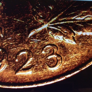 1923-KGV-Nickel-Near-3-Far-3-5-Cent----New-Variety?