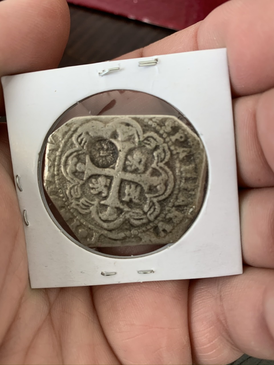 Fake-Or-Real?-1733-Klippe-8-Reales