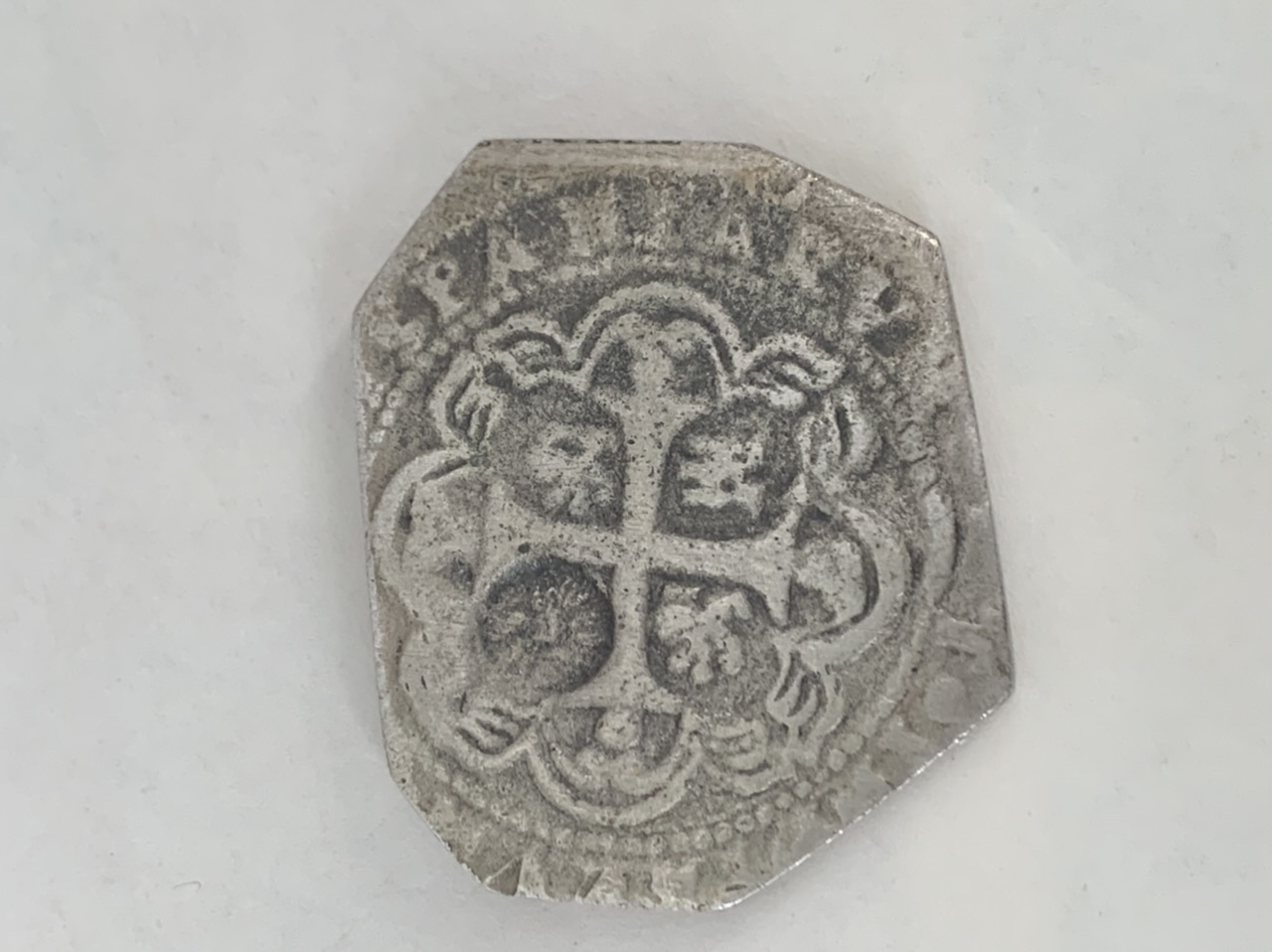 Fake-Or-Real?-1733-Klippe-8-Reales