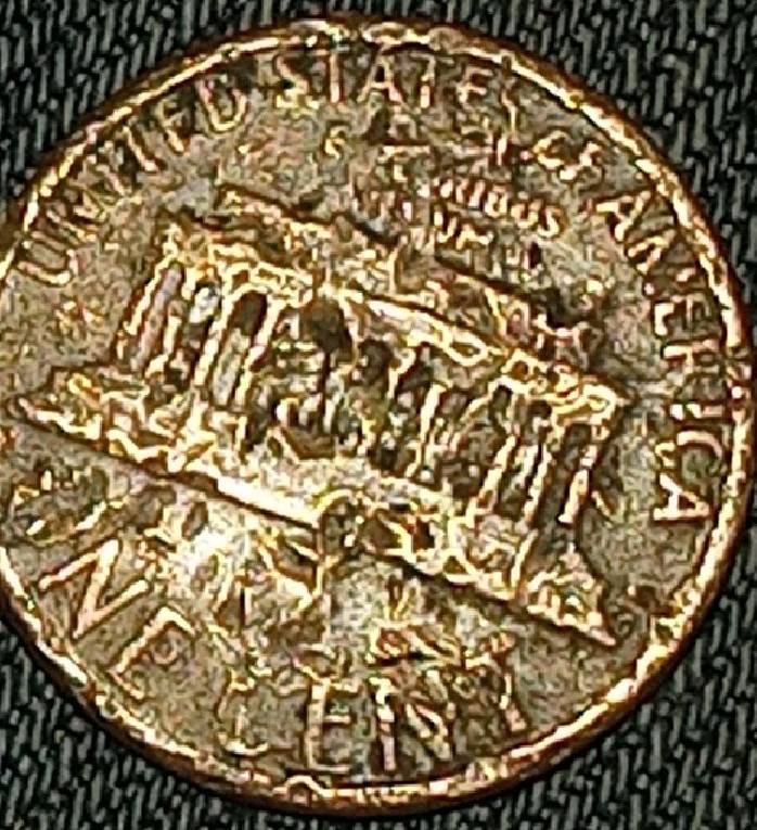 Can-Anyone-Tell-Me-What's-Going-On-With-This-Coin-Cent
