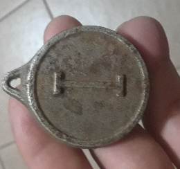 Silver-In-Color,-Magnetic