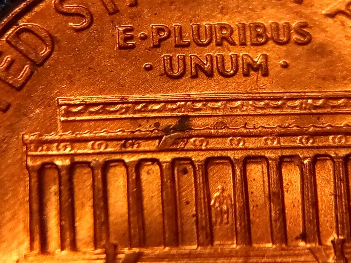 1994-LMC-Something-On-Reverse-Memorial-Building-Trim?