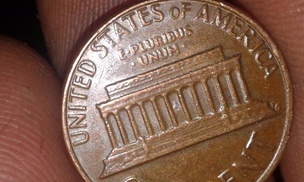 1982-P-Penny--Cud--Error?-Under-Memorial