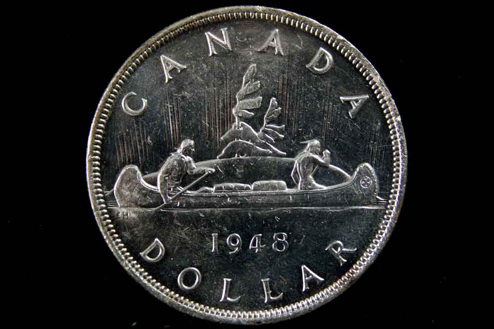 World's-Largest-Coin-Is-Canadian-$1-Million-Maple-Leaf