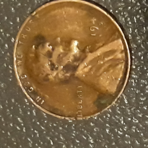 1940's-Wheat-Penny-With-No-Last-Digit-&-Back-Error