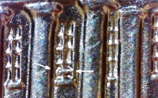 2009-P-Lp-3,-Extra-Window-Sill-Or-Die-Chip?