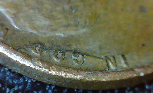 1946-S-LWC-Pre-Strike-Foldover,-Extra-Piece-Of-Metal,-Or-?