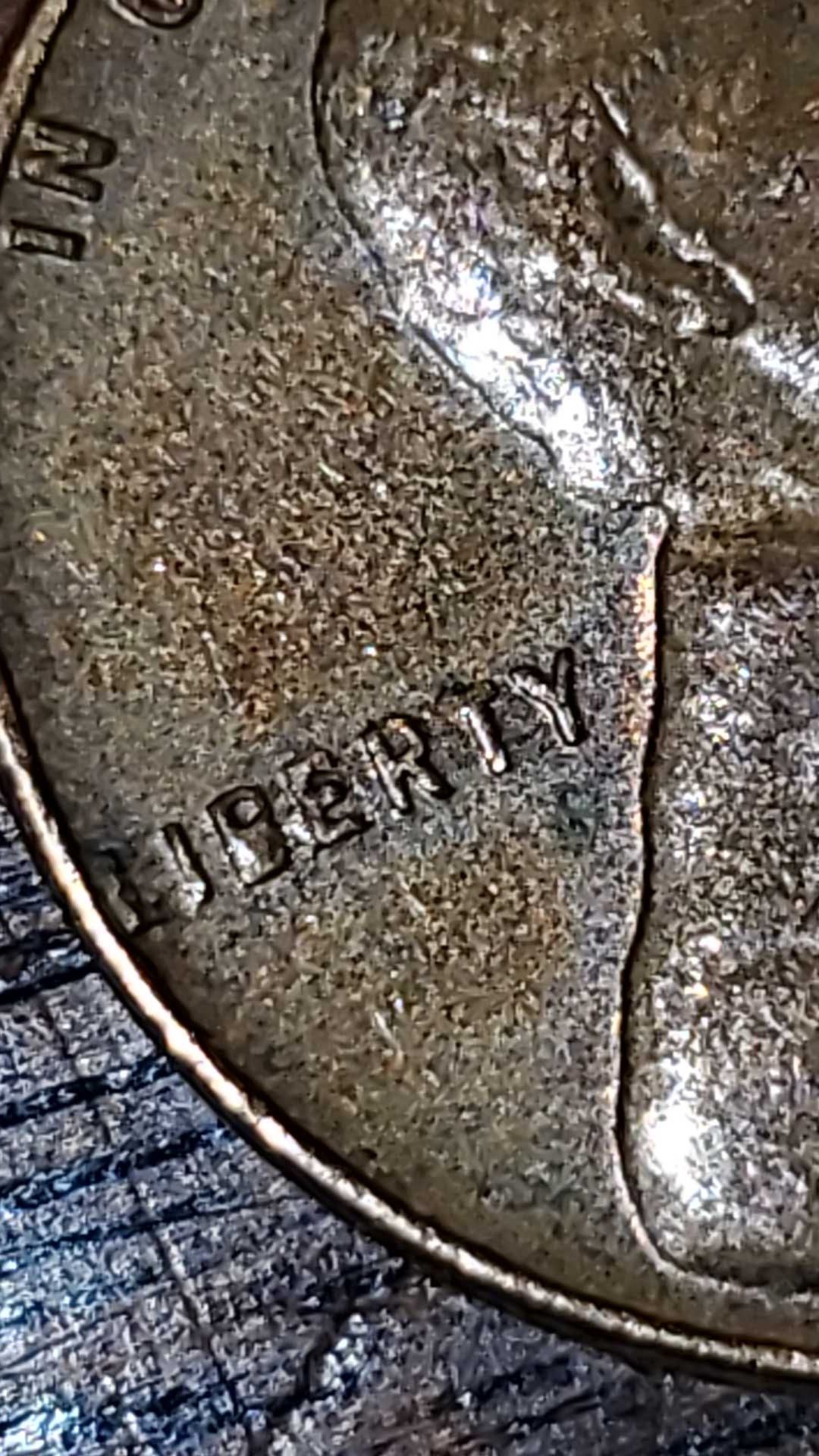 Die-Chip-In-1957-Date-And-Liberty?