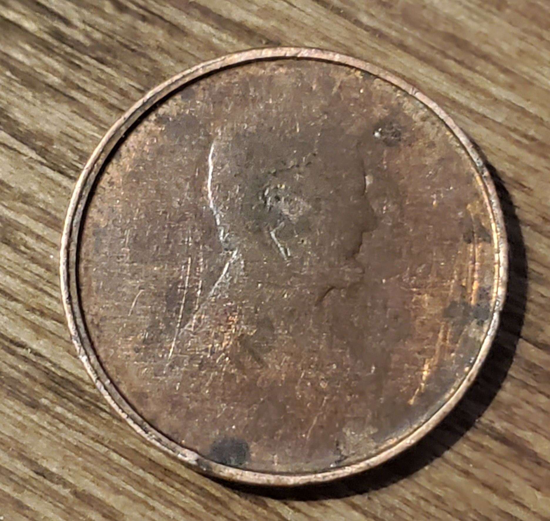 New-To-Collecting.-Lincoln-Memorial-Error-Of-Some-Type.-Please-Help