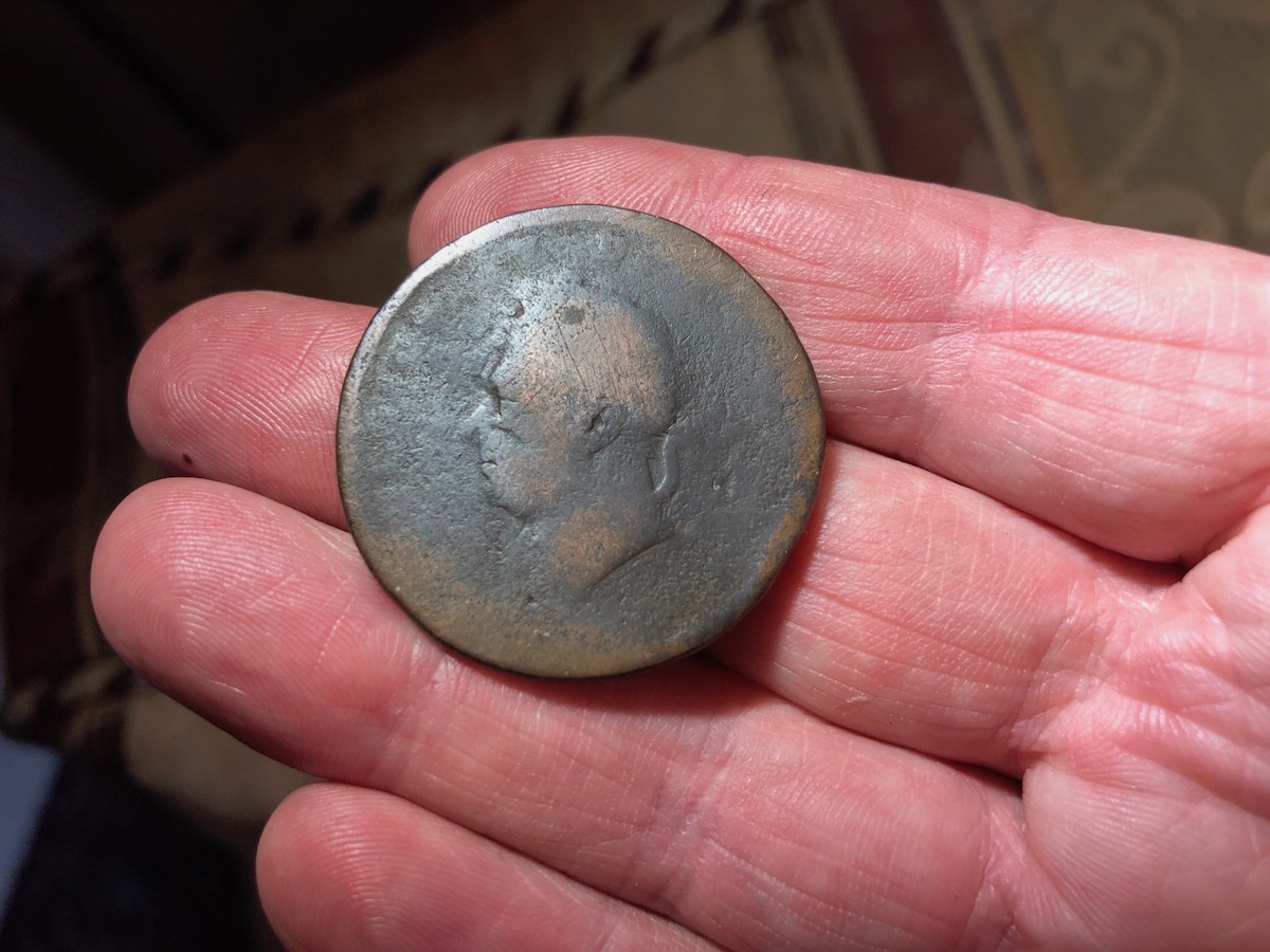 Identification-Of-Very-Worn-UK-Copper-Coin