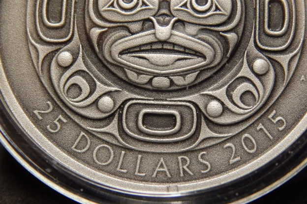 2015-Ultra-High-Relief-3-Coin-Set-Singing-Moon-Mask