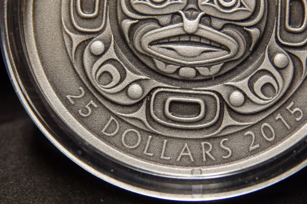 2015-Ultra-High-Relief-3-Coin-Set-Singing-Moon-Mask