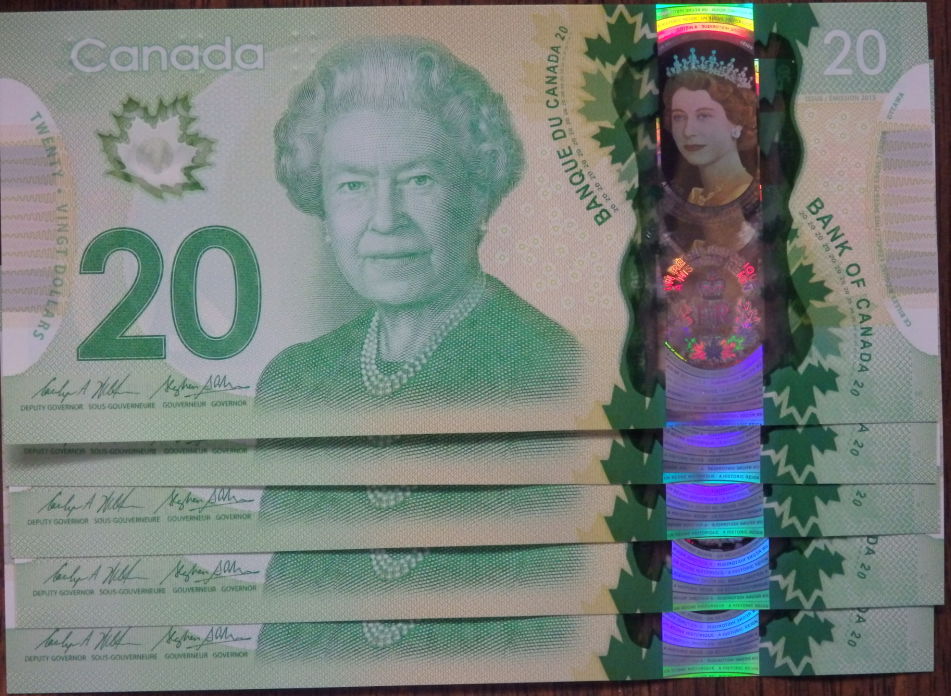 2015-$20-Queen's-Reign-Banknote